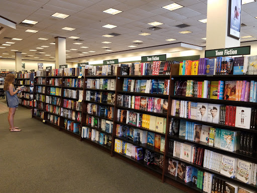 Book Store «Barnes & Noble», reviews and photos, 540 Ed Noble Pkwy, Norman, OK 73072, USA