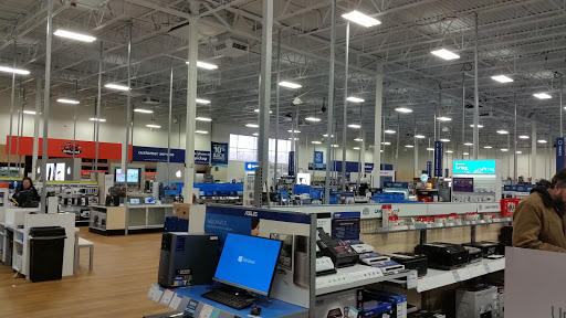 Electronics Store «Best Buy», reviews and photos, 16630 Royalton Rd, Strongsville, OH 44136, USA