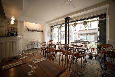 ÅKE - Table & Vin à Paris