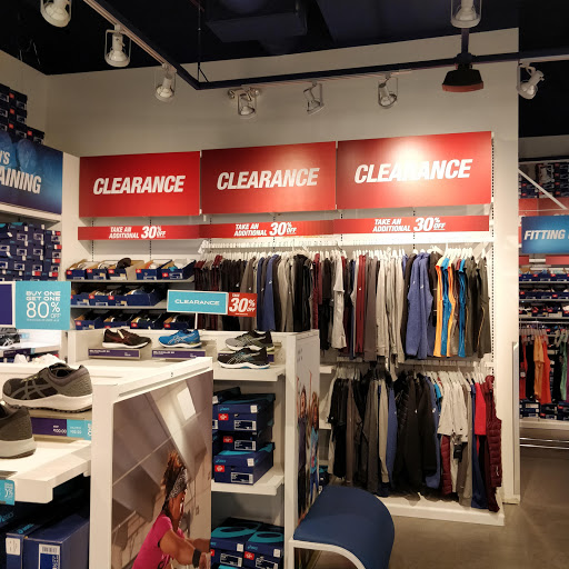 Sporting Goods Store «ASICS Outlet», reviews and photos, 18521 Outlet Blvd #848, Chesterfield, MO 63005, USA