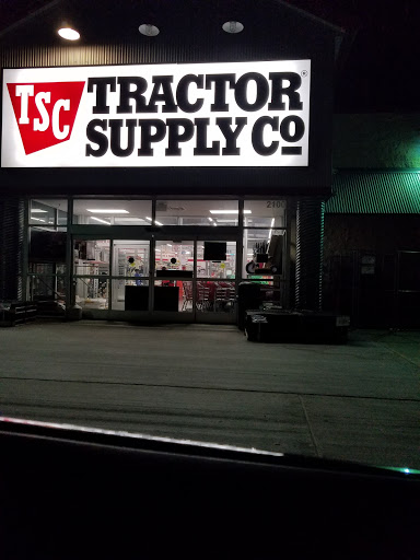Home Improvement Store «Tractor Supply Co.», reviews and photos, 2100 W Service Rd, West Memphis, AR 72301, USA
