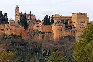 Alhambra image