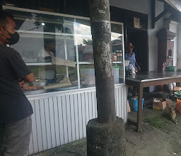 Warung Laris Manis photo