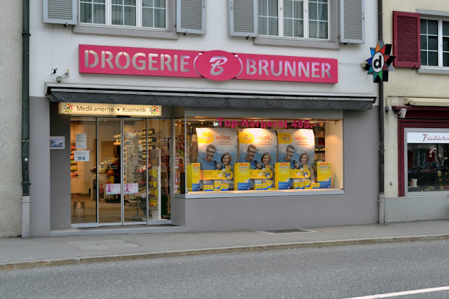 Drogerie und Hörgeräte Brunner AG, Filiale Näfels