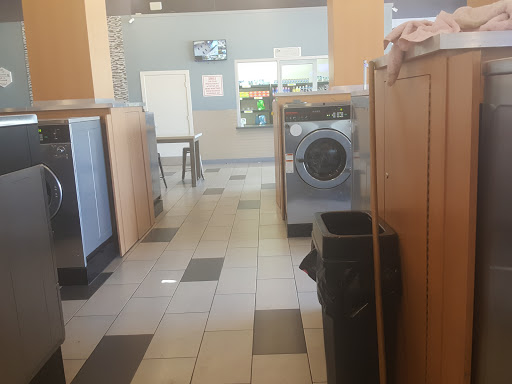 Laundromat «Spin Cycle Laundry of Sacramento», reviews and photos, 4250 Fruitridge Rd, Sacramento, CA 95820, USA