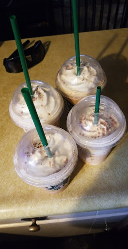 Coffee Shop «Starbucks», reviews and photos, 1011 W Airport Fwy, Euless, TX 76040, USA