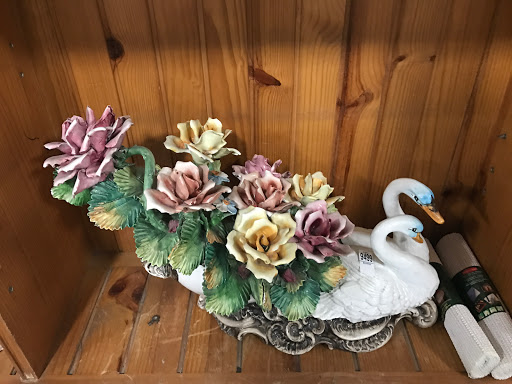 Auction House «RPN Sales & Auction House», reviews and photos, 4451 N Milwaukee Ave, Chicago, IL 60630, USA