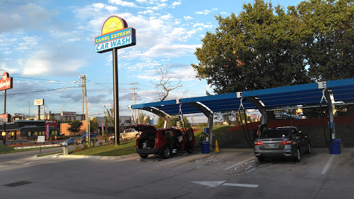 Camel Express Car Wash en Nashville
