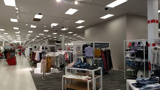 Department Store «Target», reviews and photos, 100 Willow St, Farmingdale, NY 11735, USA