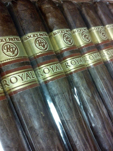 Tobacco Shop «Crown Tobacco Smoke Shop», reviews and photos, 4950 W 190th St, Torrance, CA 90503, USA