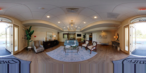 Funeral Home «Gonzalez Funeral Home», reviews and photos, 7209 N Dale Mabry Hwy, Tampa, FL 33614, USA