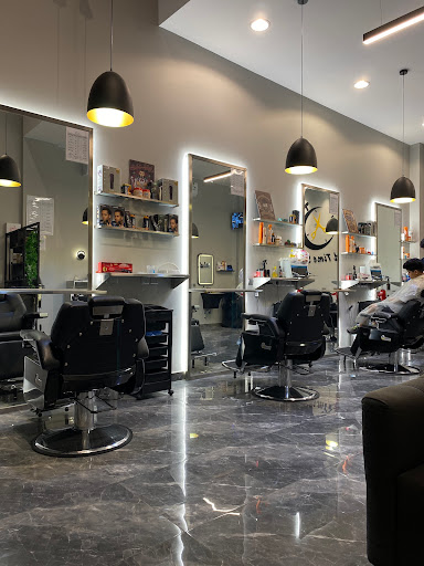 Old Time Salon صالون الزمن القديم (حلاق) 