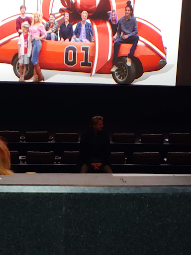 Movie Theater «Celebrity Theatres - Baton Rouge 8», reviews and photos, 15365 George Oneal Rd, Baton Rouge, LA 70817, USA