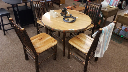 Used Furniture Store «The Attic Furniture and Home Goods», reviews and photos, 2015 Fairfax St, Eau Claire, WI 54701, USA