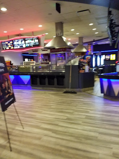 Movie Theater «Cobb Theatre of Grove 16», reviews and photos, 6333 Wesley Grove Blvd, Wesley Chapel, FL 33544, USA