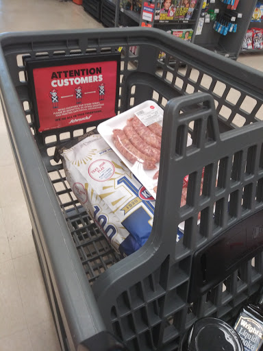 Grocery Store «Schnucks», reviews and photos, 1160 Shackelford Rd, Florissant, MO 63031, USA