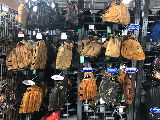 Sporting Goods Store «Play It Again Sports», reviews and photos, 3115 W Parker Rd #470, Plano, TX 75023, USA