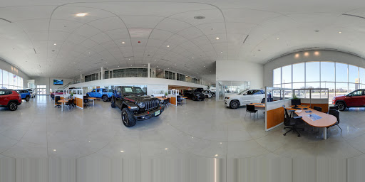 Car Dealer «Elgin Chrysler Dodge Jeep Ram», reviews and photos, 1010 E Chicago St, Elgin, IL 60120, USA