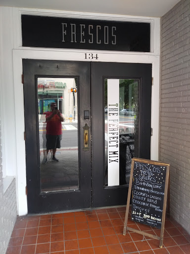 Gastropub «FRESCOS», reviews and photos, 132 S Kentucky Ave, Lakeland, FL 33801, USA