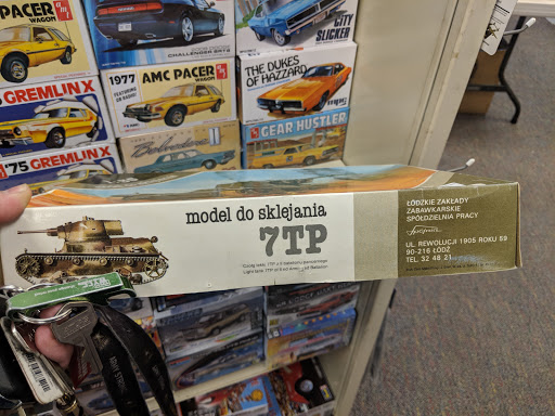 Hobby Store «Chicagoland Toys and Hobbies», reviews and photos, 6017 N Northwest Hwy, Chicago, IL 60631, USA