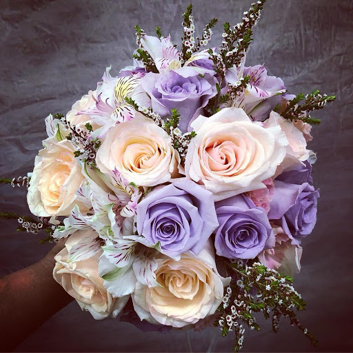 Florist «Finishing Touch Florist & Gifts», reviews and photos, 1645 140th Ave NE B4, Bellevue, WA 98005, USA