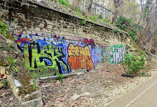 attractions La petite ceinture paris 17 Paris