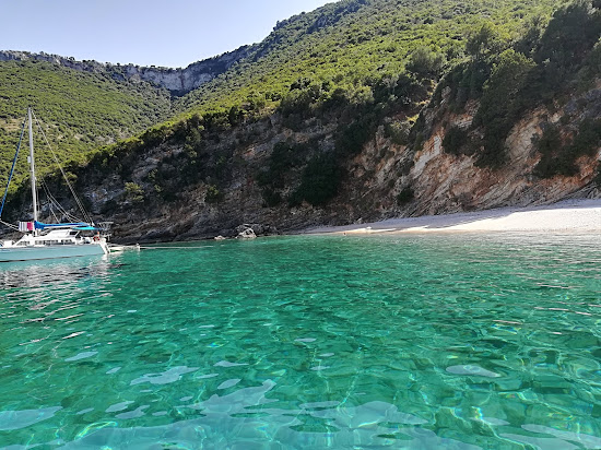 Pera Pigadi beach