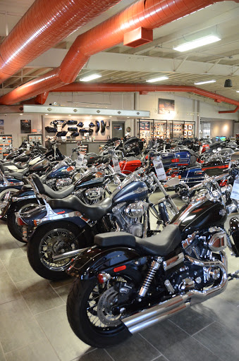 Motorcycle Dealer «Phantom Harley-Davidson», reviews and photos, 291 N Cypress Dr, Manteno, IL 60950, USA