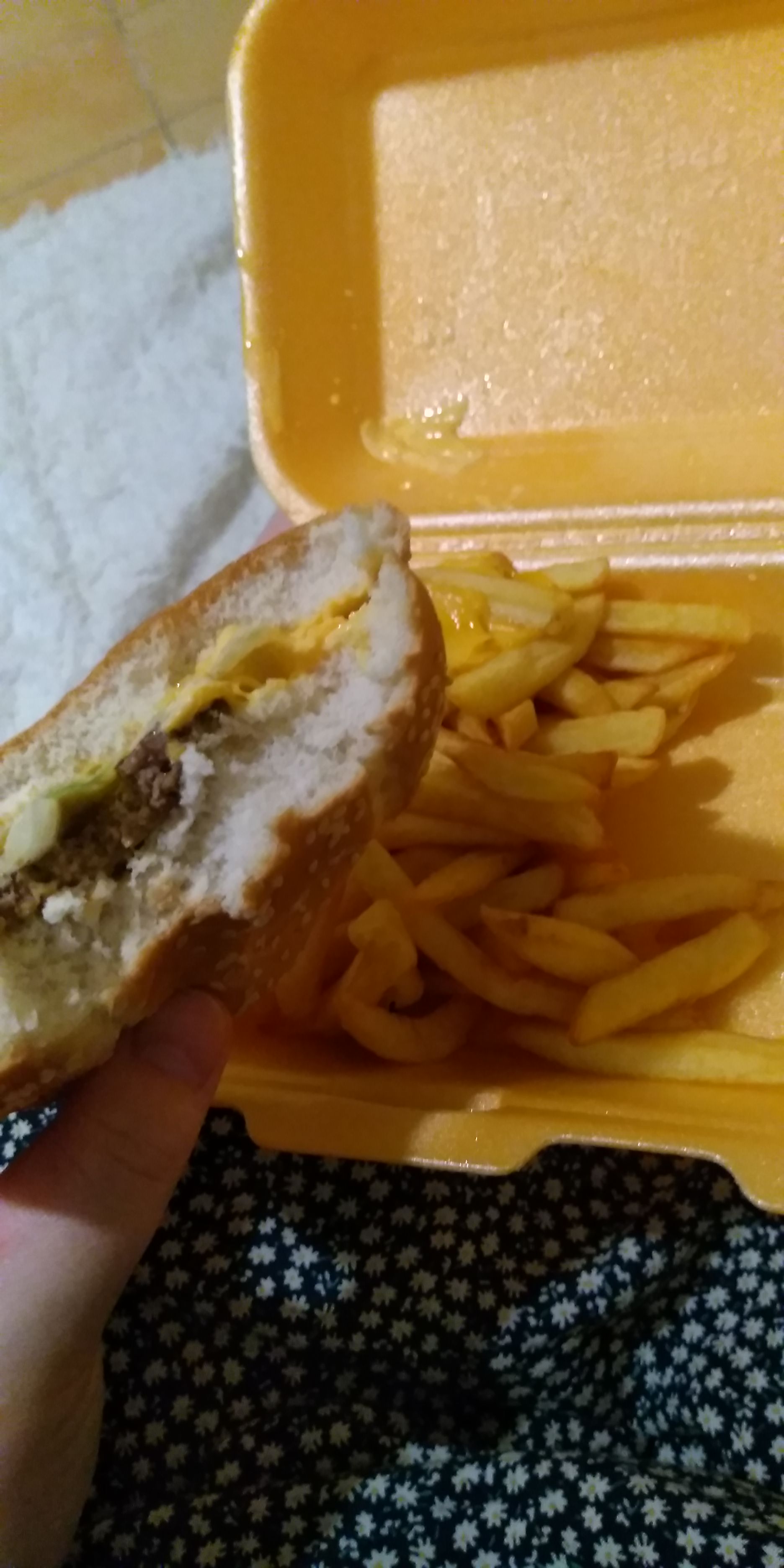 Photo n° 1 de l'avis de Yara.r fait le 05/08/2019 à 00:49