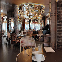 Atmosphère du Restaurant Café Aux Fourreurs à Paris - n°2