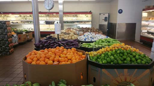 Asian Grocery Store «Vinh Phat Market», reviews and photos, 6105 Stockton Blvd, Sacramento, CA 95824, USA