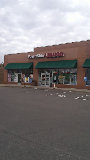 Liquor Store «South Side Liquors», reviews and photos, 1667 17th Ave E, Shakopee, MN 55379, USA