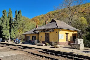 Porva-Csesznek vasútállomás, büfé és vasúttörténeti kiállítás image