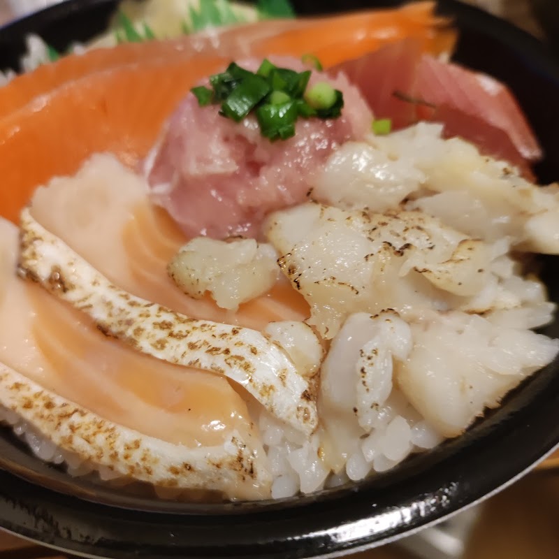 魚丼 横浜日吉浜銀通り店