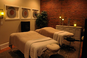 Healing Hands Massage and Wellness Center, LLC