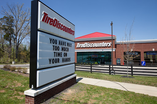 Tire Shop «Tire Discounters», reviews and photos, 12901 Taylorsville Rd, Louisville, KY 40299, USA