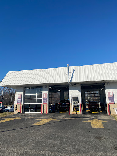 Oil Change Service «Jiffy Lube», reviews and photos, 4180 Westport Rd, Louisville, KY 40207, USA