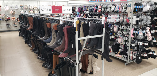 Clothing Store «Burlington Coat Factory», reviews and photos, 16590 N Fwy Service Rd, Conroe, TX 77384, USA