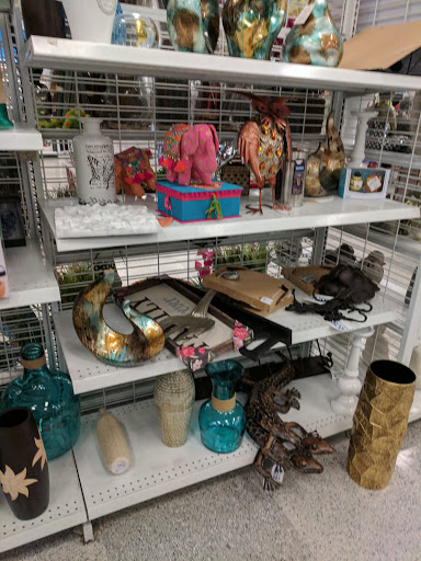 Clothing Store «Ross Dress for Less», reviews and photos, 711 W Redondo Beach Blvd, Gardena, CA 90247, USA