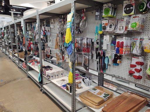 Home Goods Store «Tuesday Morning», reviews and photos, 2188 E 116th St, Carmel, IN 46032, USA