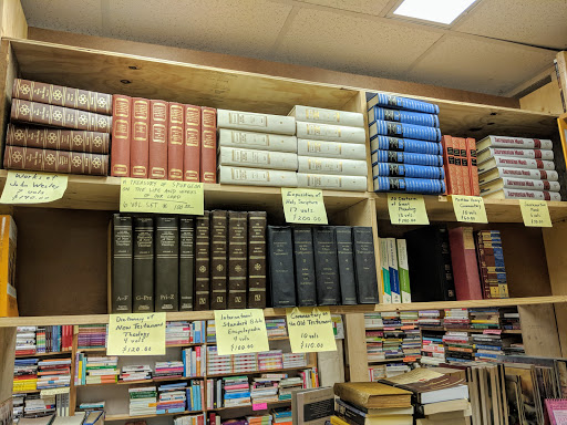 Book Store «Chamblin Bookmine», reviews and photos, 4551 Roosevelt Blvd, Jacksonville, FL 32210, USA