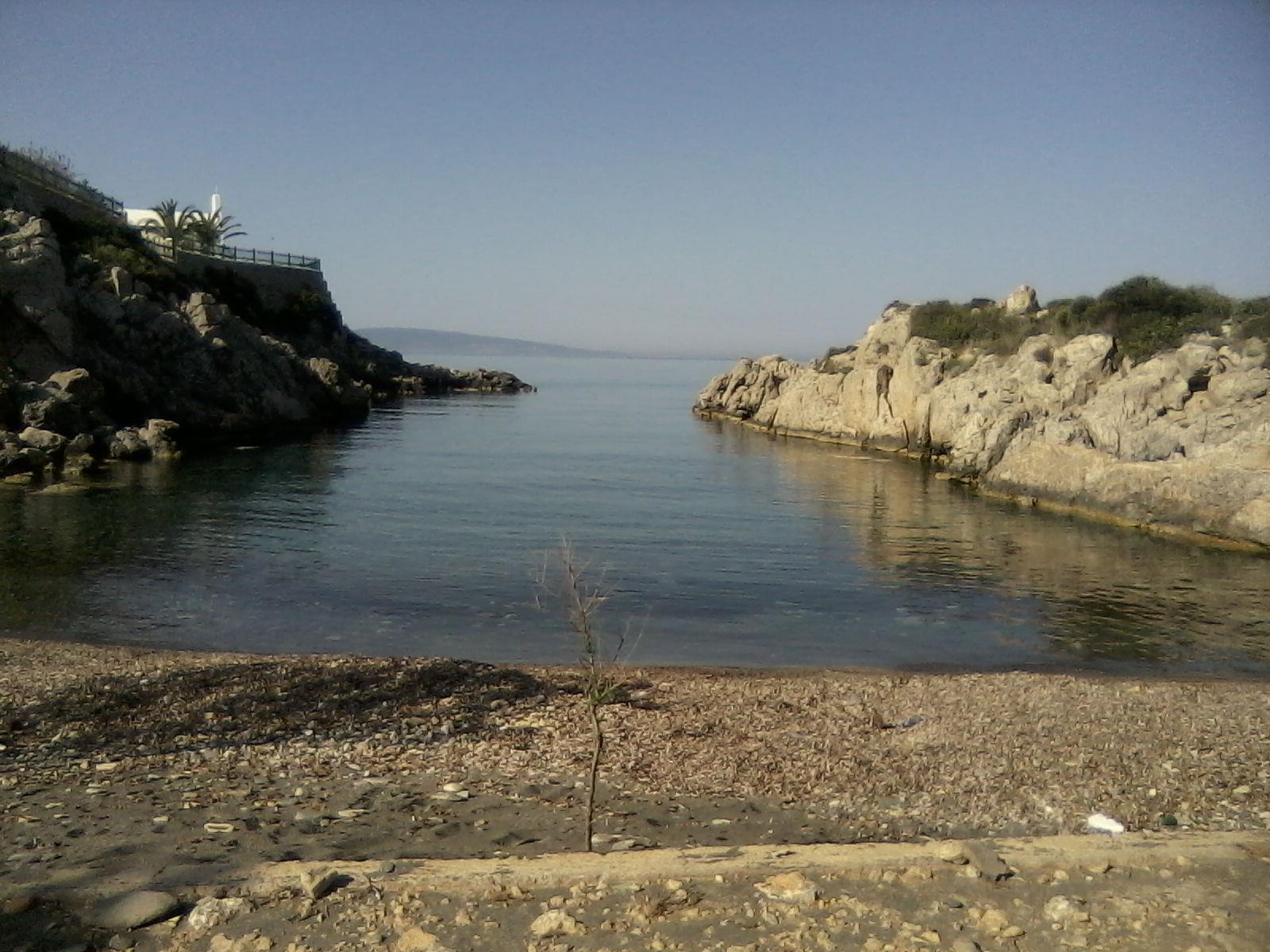 Paleokastro beach'in fotoğrafı küçük koy ile birlikte