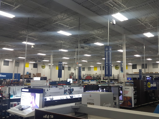 Electronics Store «Best Buy», reviews and photos, 6156 20th St, Vero Beach, FL 32966, USA