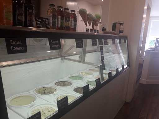 Candy Store «Lancaster Sweet Shoppe», reviews and photos, 141 N Duke St, Lancaster, PA 17602, USA