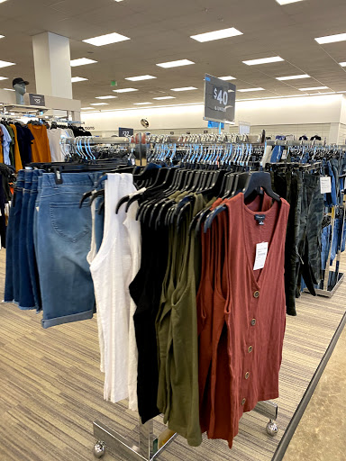 Department Store «Nordstrom Rack Perimeter Expo», reviews and photos, 1201 Hammond Dr NE, Dunwoody, GA 30346, USA