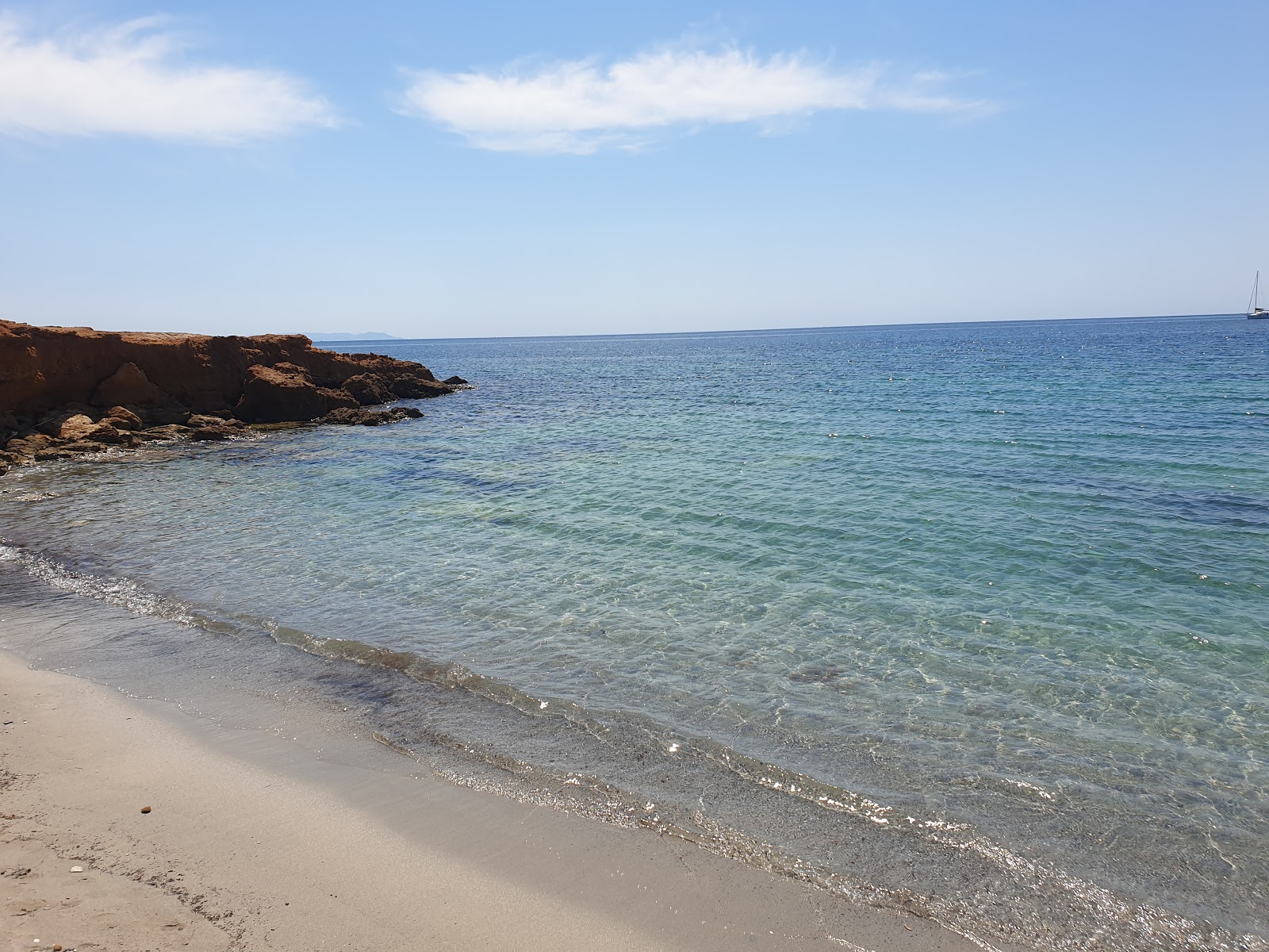 Spiaggia di Seu的照片 具有非常干净级别的清洁度