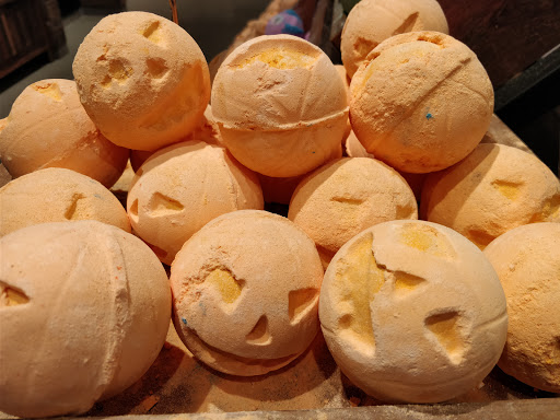 Cosmetics Store «LUSH Fresh Handmade Cosmetics», reviews and photos, 51 Oakbrook Center, Oak Brook, IL 60523, USA