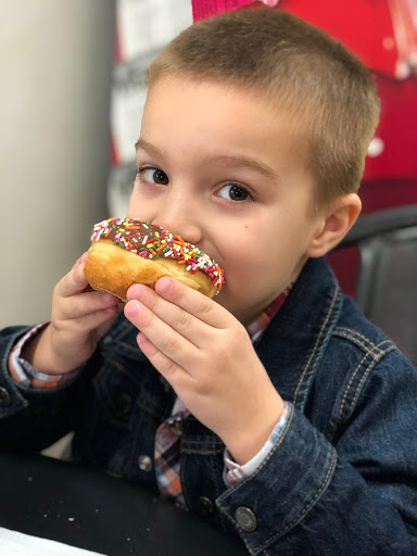 Donut Shop «K C Donut Store», reviews and photos, 8106 Brodie Ln, Austin, TX 78745, USA