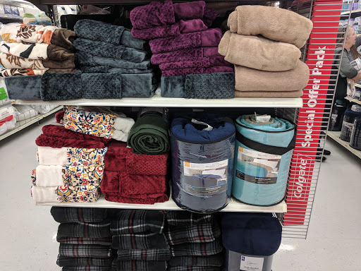 Discount Store «Walmart», reviews and photos, 255 W Main St, Avon, CT 06001, USA