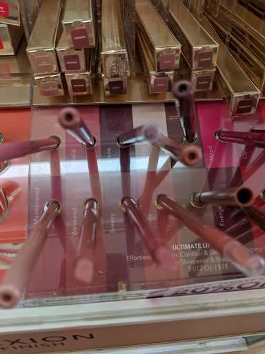 Hair Salon «Ulta Beauty», reviews and photos, 3181 Westgate Mall, Fairview Park, OH 44126, USA